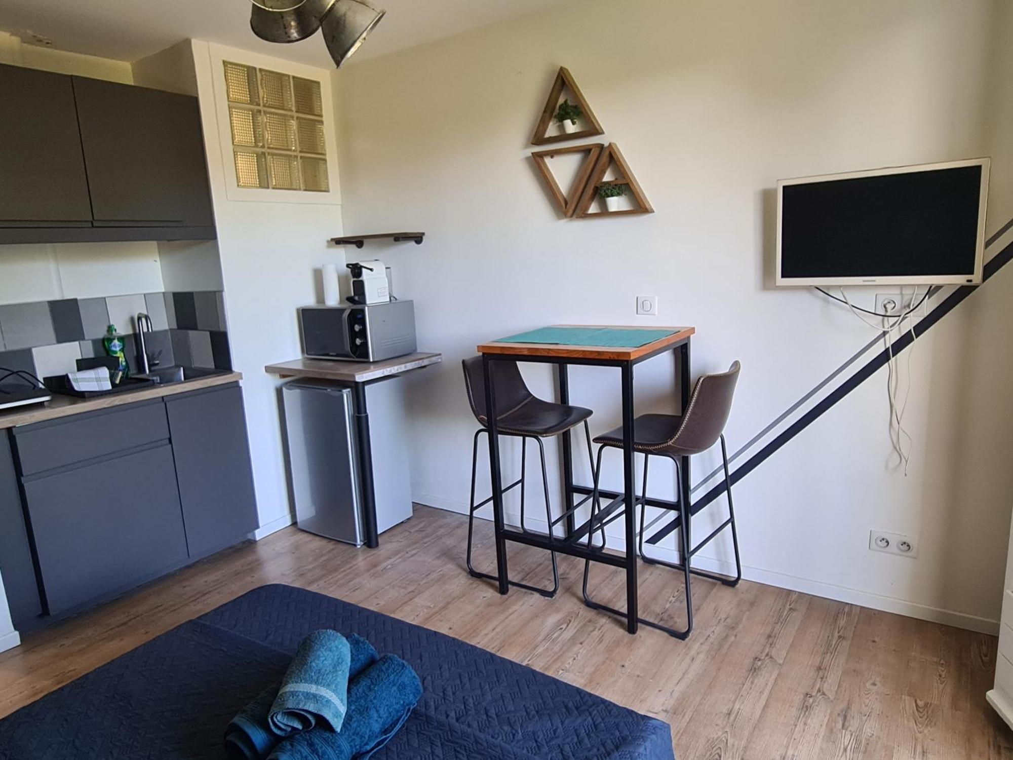 Appartement Aix Centre A Pied Avec Stationnement *